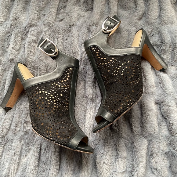 JOHNSTON & MURPHY Cassie Laser Cut Peep Toe Bootie - Picture 9 of 10